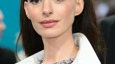 6 Warna Rambut ala Selebriti Hollywood yang Bikin Terlihat Muda, Dijamin Bikin Pangling!