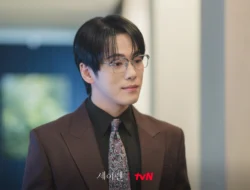 7 Sikap Mencurigakan Baek Jun Beom yang Bikin Penonton Penasaran di Siren’s Kiss
