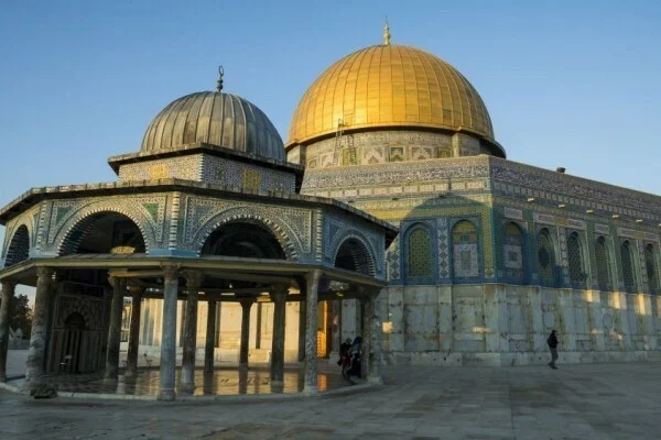 9 Keistimewaan Masjid Al‑Aqsa yang Membuatnya Dijunjung Tinggi dalam Islam