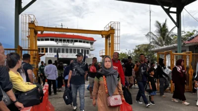 Aceh Mulai Bangkit, Pelabuhan Ulee Lheue Dipadati Wisatawan Sambut Kemeriahan Idulfitri