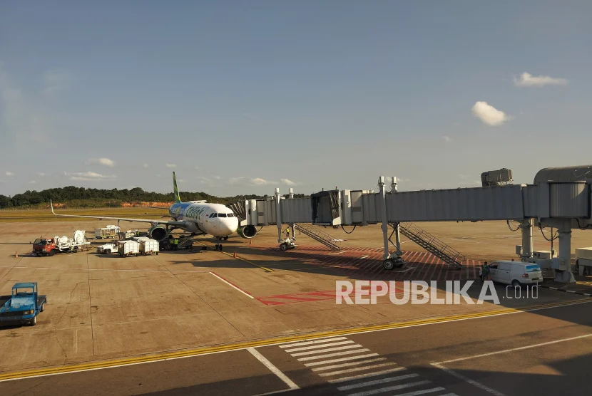 Air New Zealand Batalkan 1.100 Penerbangan Akibat Lonjakan Harga Bahan Bakar