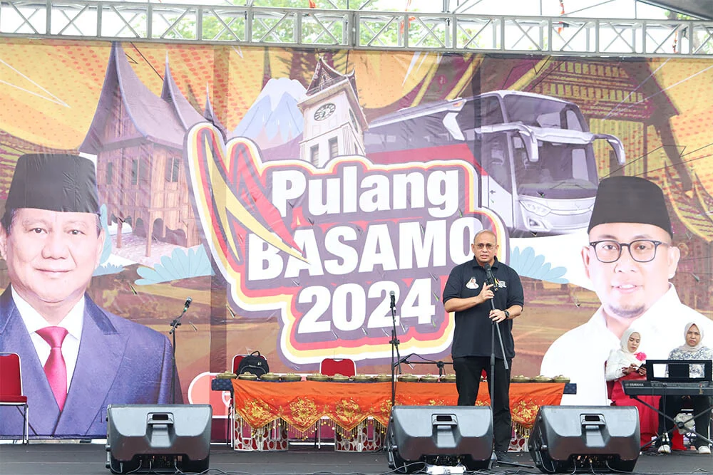 Andre Rosiade Gelar Mudik Gratis "Pulang Basamo" 2026: 250 Bus Bawa 12.000 Pemudik ke Sumatera Barat