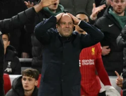Arne Slot Kena Mental, Akui Deja Vu Buruk Usai Liverpool Kalah di Istanbul