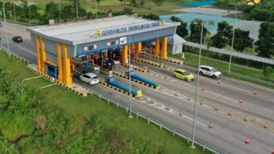 Arus Mudik Melejit 121% di Tol MBZ: CCTV Online Ungkap Kepadatan Lalu Lintas Hari Ini
