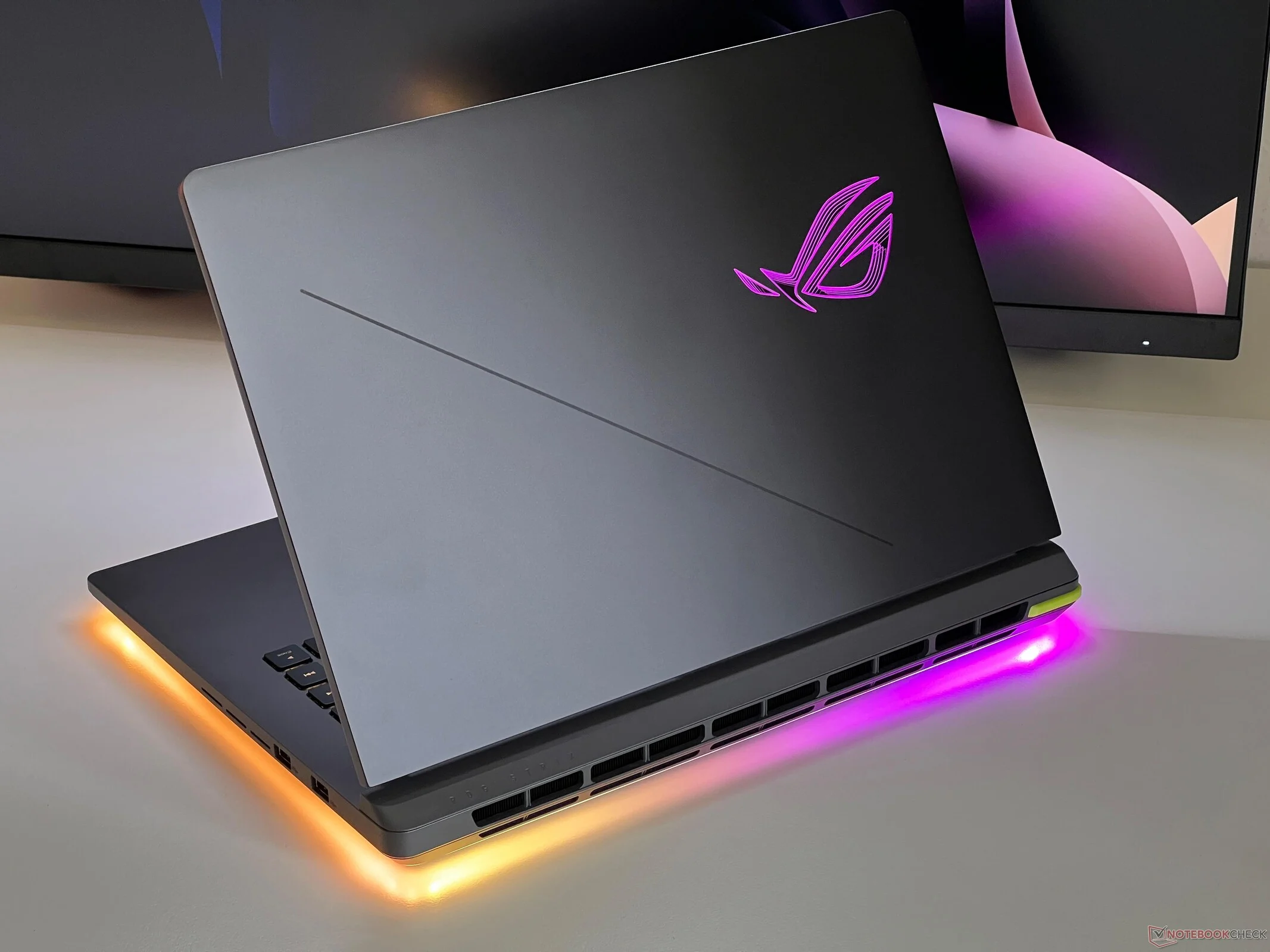 Asus ROG Strix G16 & G18 2026 Diperkenalkan, RTX 5080 dan Layar Mini LED 300Hz
