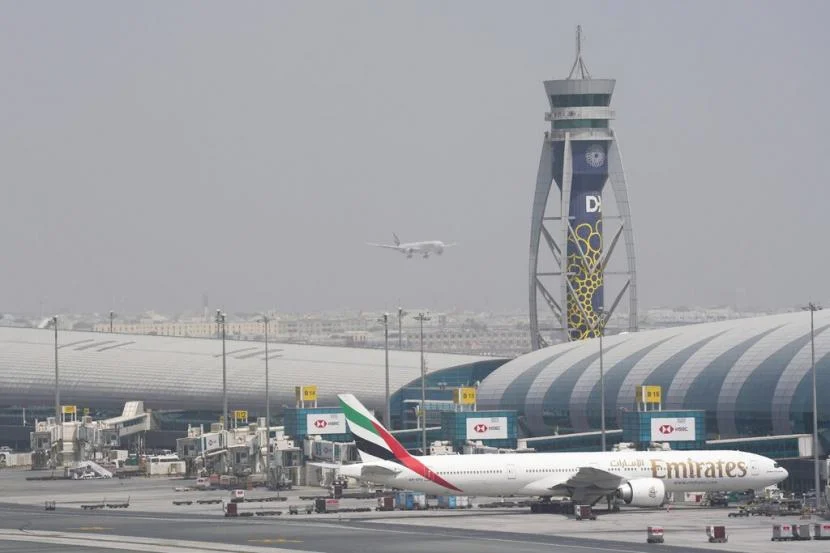 Bandara Dubai Mulai Beroperasi Kembali Setelah Penangguhan Sementara