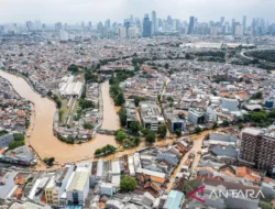 Banjir Jakarta Terparah: Curah Hujan 264 mm Bikin 16 RT di Barat Masih Tergenang