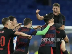 Barcelona Memimpin La Liga 2025/2026 Setelah Kemenangan Dramatis atas Espanyol