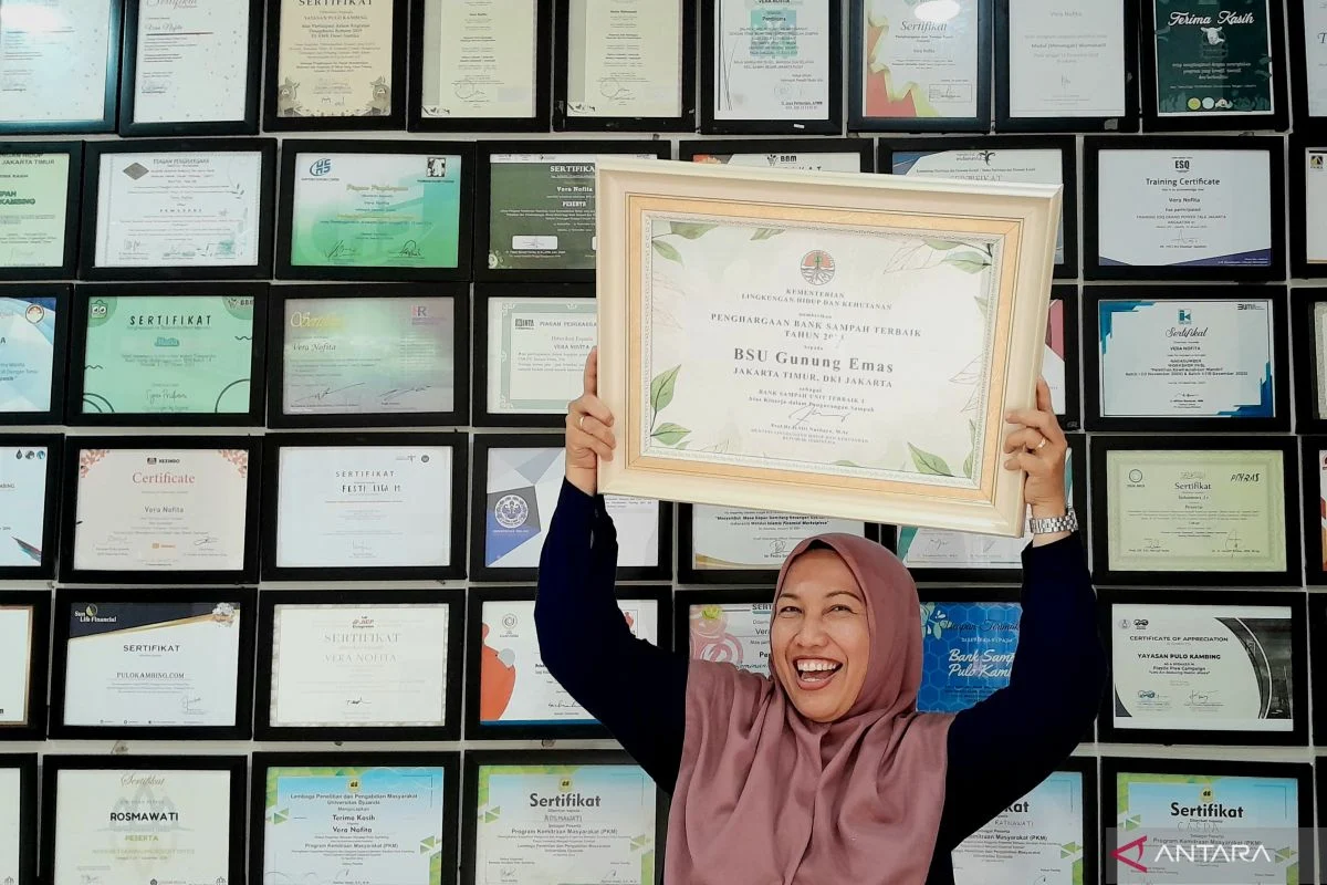 Bentuk Penghargaan, Anggota DPRD Cilegon Ahmad Aflahul Aziz Ajak Ibu-ibu Bank Sampah Berwisata