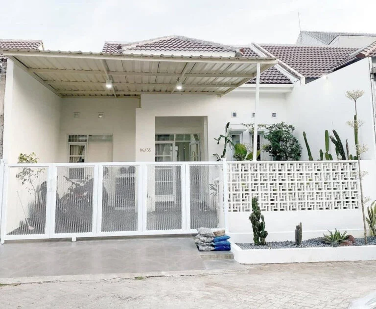 Berita Properti Terpopuler: Inspirasi Warna Pagar PVC, Tips Cuci Karpet, dan Ide Ruang Tamu dengan Tanaman Gantung