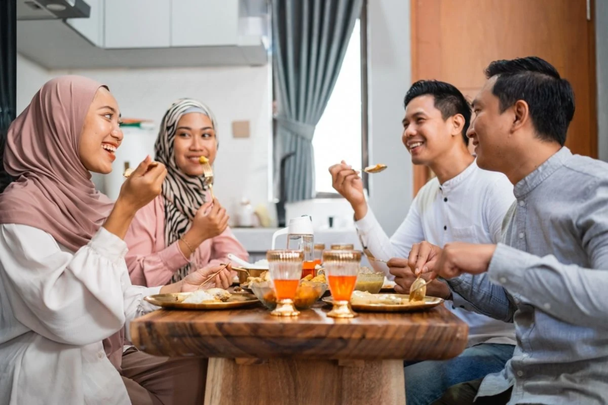 Bolehkah Makan Sebelum Salat Idul Fitri? Jawaban Lengkap dan Praktiknya