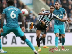 Debut Horor Kinsky di Liga Champions: 17 Menit yang Hancurkan Karier & Harapan Spurs
