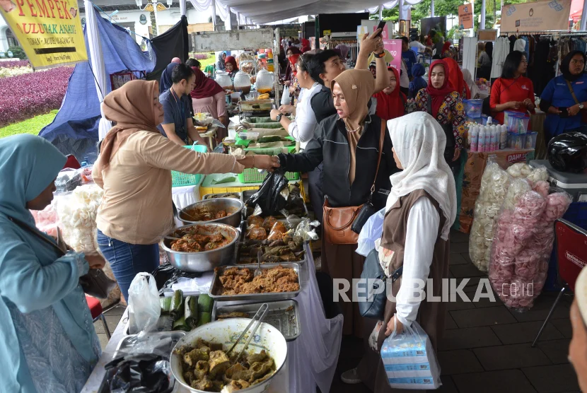 Diskusi Bazar Ramadan, Kesbangpol-DKUPP Pandeglang Soroti Dampak Geopolitik Hingga Ketahanan Ekonomi UMKM