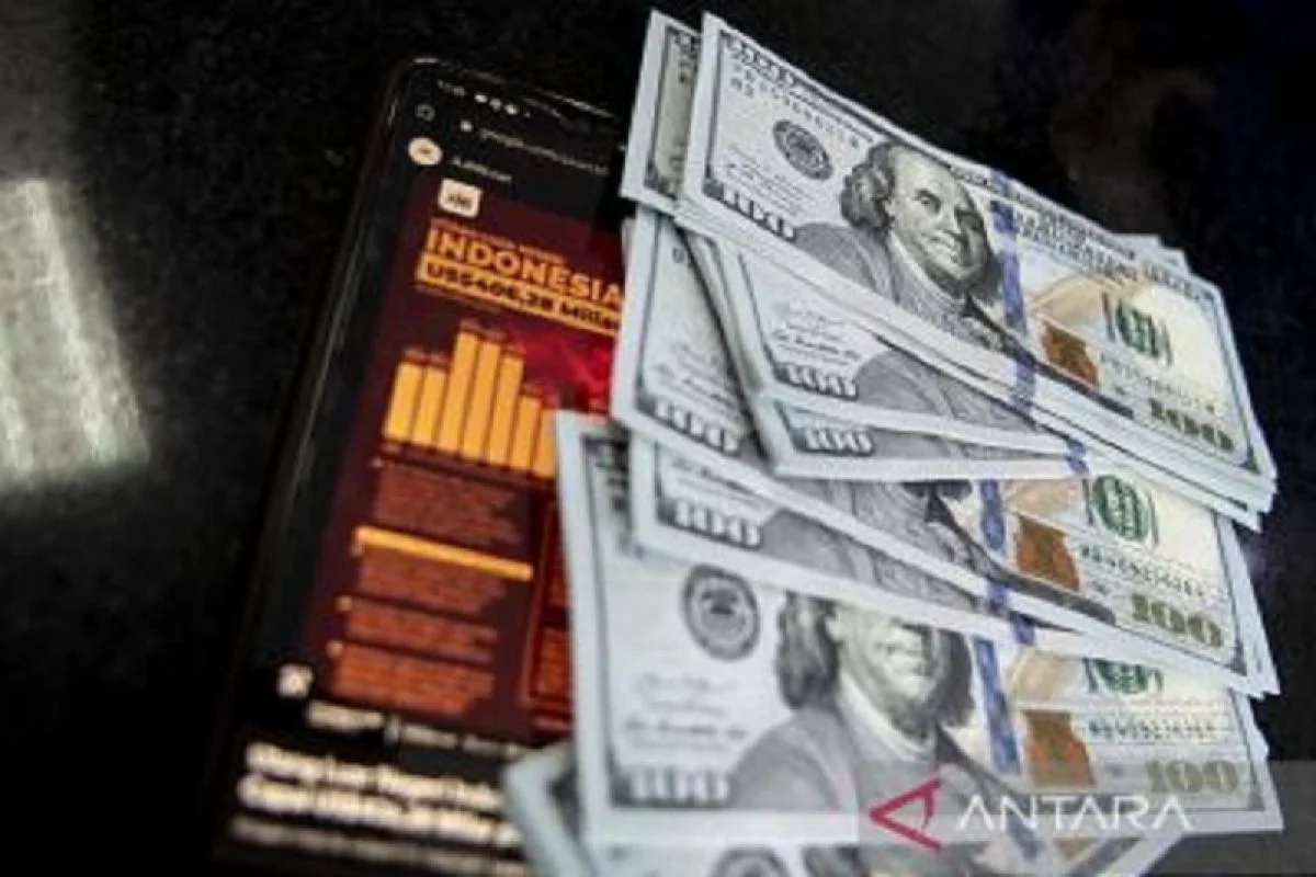 Dolar Menguat, Investor Hindari Risiko di Tengah Peningkatan Ketegangan Timur Tengah