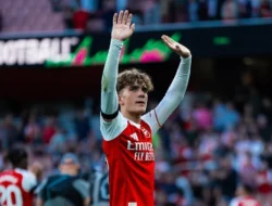 Dowman Ciptakan Sejarah dalam Kemenangan Arsenal atas Everton