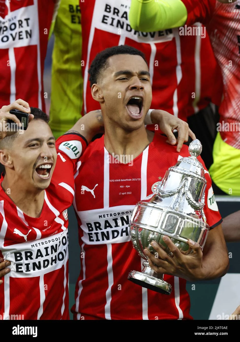 Drama 5 Gol, PSV Eindhoven Gagal Lolos Final KNVB Cup: Apa Selanjutnya untuk Sang Raksasa Belanda?