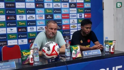 Drama BRI Super League: Dejan Antonic Dipecat, Imran Nahumarury Gantikan di Semen Padang