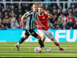 Drama di St James’ Park: Luke Shaw Terserang Elbow Dan Burn, Cedera Baru, dan Kemenangan Newcastle 2-1 atas Manchester United
