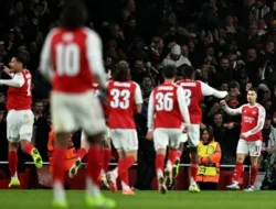 Drama Pekan Ke-23 Liga Inggris: Arsenal dan Chelsea Gagal Pecah, Spurs Terserang Leicester, dan Dampak Final Carabao Cup pada Persaingan Gelar