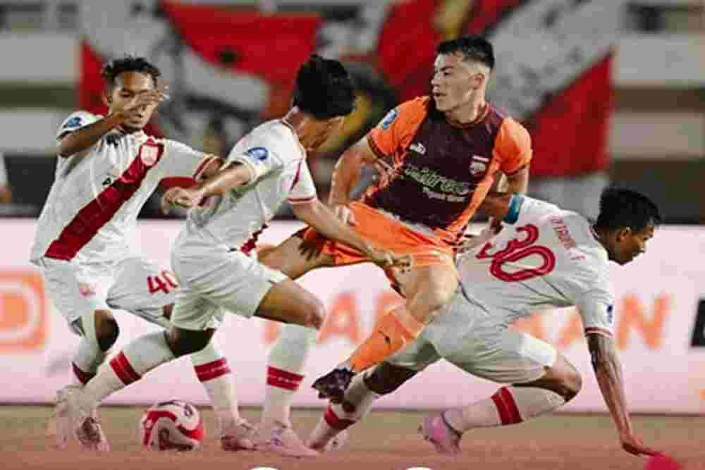 Drama Penyelamatan Højlund: Gol Penalty di Menit Akhir Bawa Napoli Raih Kemenangan Mengejutkan di Genoa