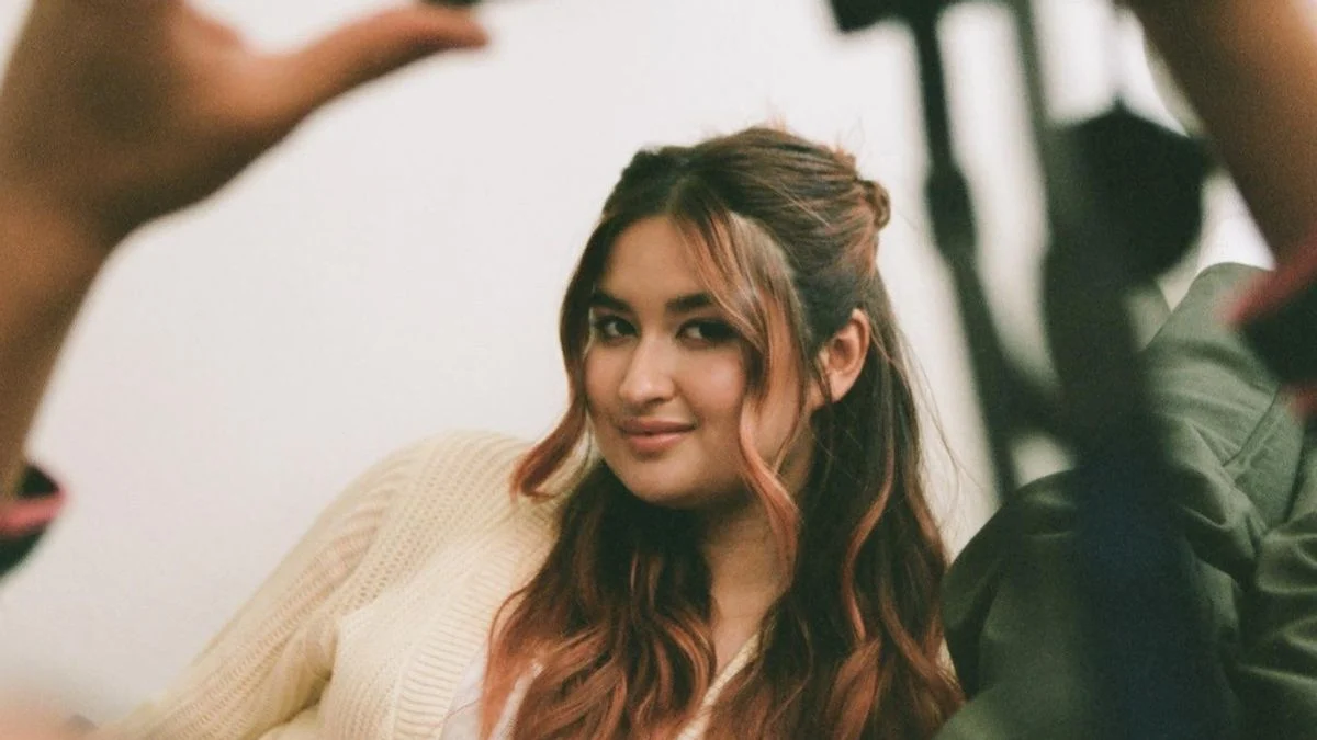 Eksklusif: Nge-fans, Will Hyde Deg‑degan Ajak Stephanie Poetri Kolaborasi