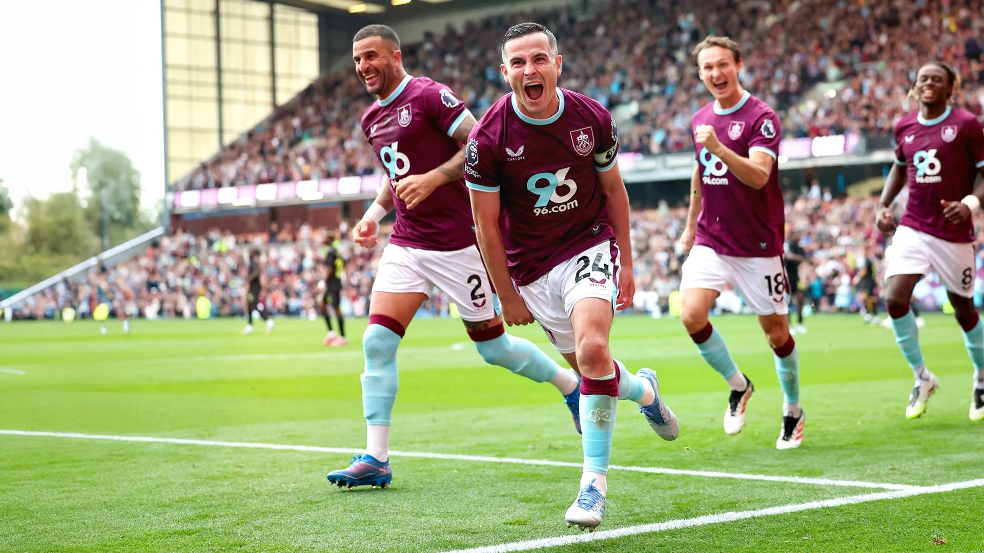 Everton Menundukkan Burnley 2-0, Sunderland Raih Kemenangan Tipis Atas Leeds United – Poin Penting Menuju Zona Eropa