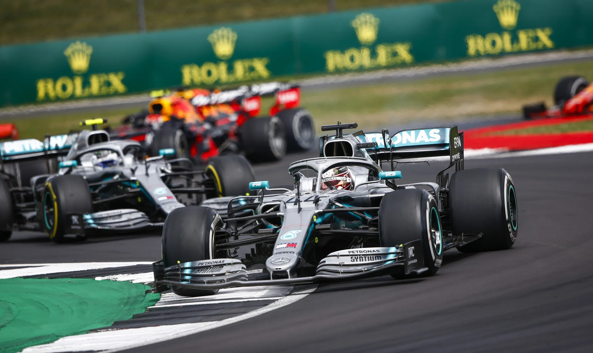 F1 Batalkan Balapan April di Bahrain dan Arab Saudi karena Konflik Timur Tengah