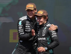 George Russell Pimpin Mercedes, Antonelli dan Verstappen Bersaing Sengit di Debut F1 2026