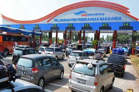 H-3 Lebaran 2026: 593 Ribu Penumpang dan 153 Ribu Kendaraan Menyeberang ke Bakauheni