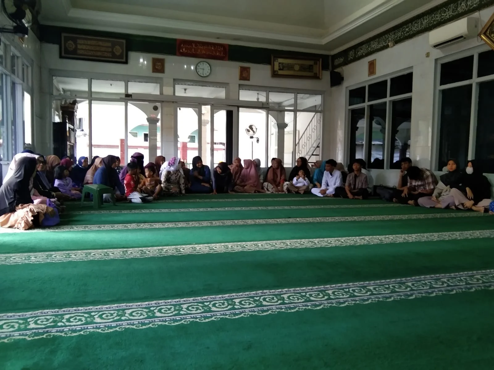 Hangatnya Idulfitri di Banten: Yatim Piatu dan Duafa Rayakan Bersama Gubernur Andra Soni