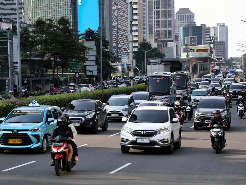 Hari Pertama Kerja, Mobilitas Warga Jakarta Meningkat
