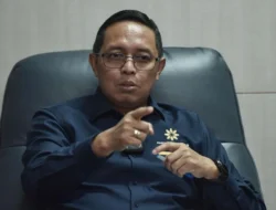 Hasan Nasbi, Mantan Wartawan Kompas yang Kini Komisaris Pertamina, Temui Jokowi di Solo