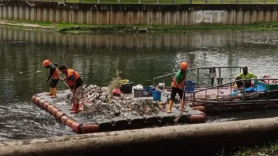 Hati-hati! Bakar Sampah di Jakarta Kena Denda Rp500 Ribu