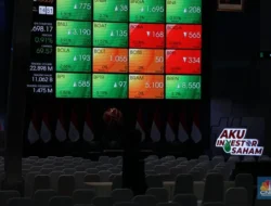 IHSG Anjlok 3,27% ke 7.337, Net Buy Asing Rp1,11 Triliun dan Sektor Tertekan