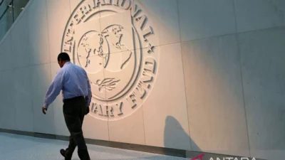 IMF dan Pakistan Capai Kesepakatan Pencairan Dana $1,2 Miliar