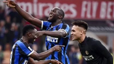 Inter Milan Kian Menggandakan Keunggulan, Dimarco dan Calhanoglu Bawa 2-0 atas Genoa