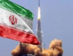 Iran Luncurkan Rudal Balistik Haj Qasem dalam Operasi True Promise 4