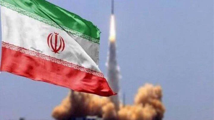 Iran Luncurkan Rudal Balistik Haj Qasem dalam Operasi True Promise 4