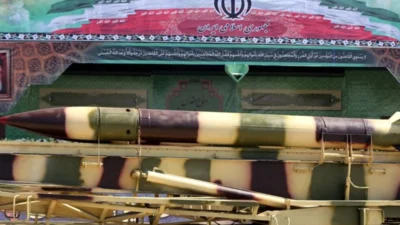 Iran Luncurkan Rudal Balistik ke Israel, Israel Klaim Hancurkan Bunker Ali Khamenei; Fakta di Balik Hoaks dan Serangan Tomahawk