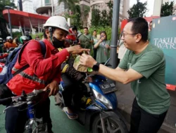 Isi Ramadan, APP Group Bagikan 1.500 Takjil Ramah Lingkungan
