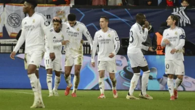 Jelang Real Madrid vs Manchester City, Carreras Tambah Daftar Cedera Los Blancos