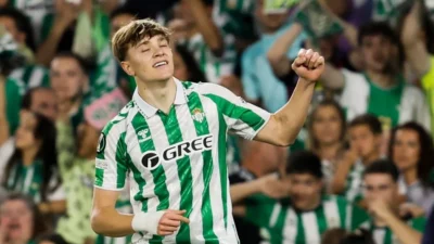 Jesús Rodríguez Kembali Ke Betis: Kunjungan Mengejutkan, Cedera, dan Harapan Baru