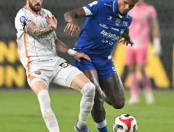 Kalahkan Persik, Modal Berharga Persib Bungkam Borneo FC & Nyaman di Puncak Liga 1