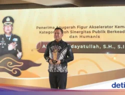 Kapolres Ciamis Hadirkan Sentuhan Humanis, Hibur Pemudik di Jalur Arteri