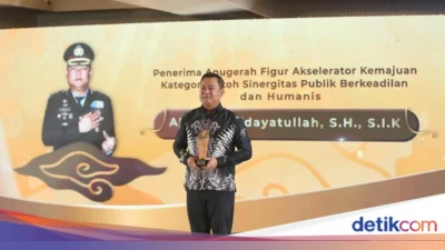 Kapolres Ciamis Hadirkan Sentuhan Humanis, Hibur Pemudik di Jalur Arteri