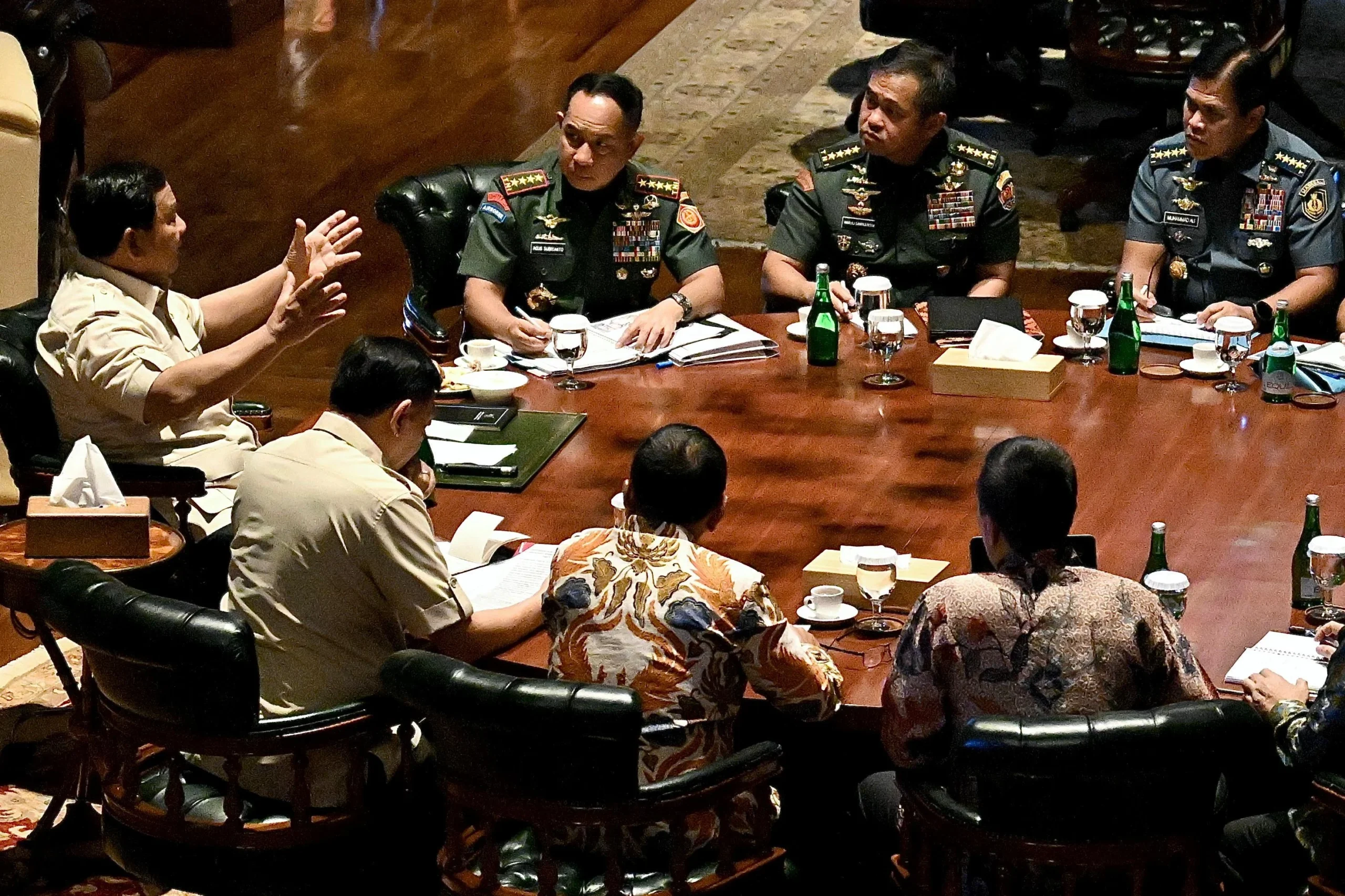 Kapolri Ingatkan Pentingnya Persatuan di Tengah Geopolitik Global pada Safari Ramadhan di Palembang