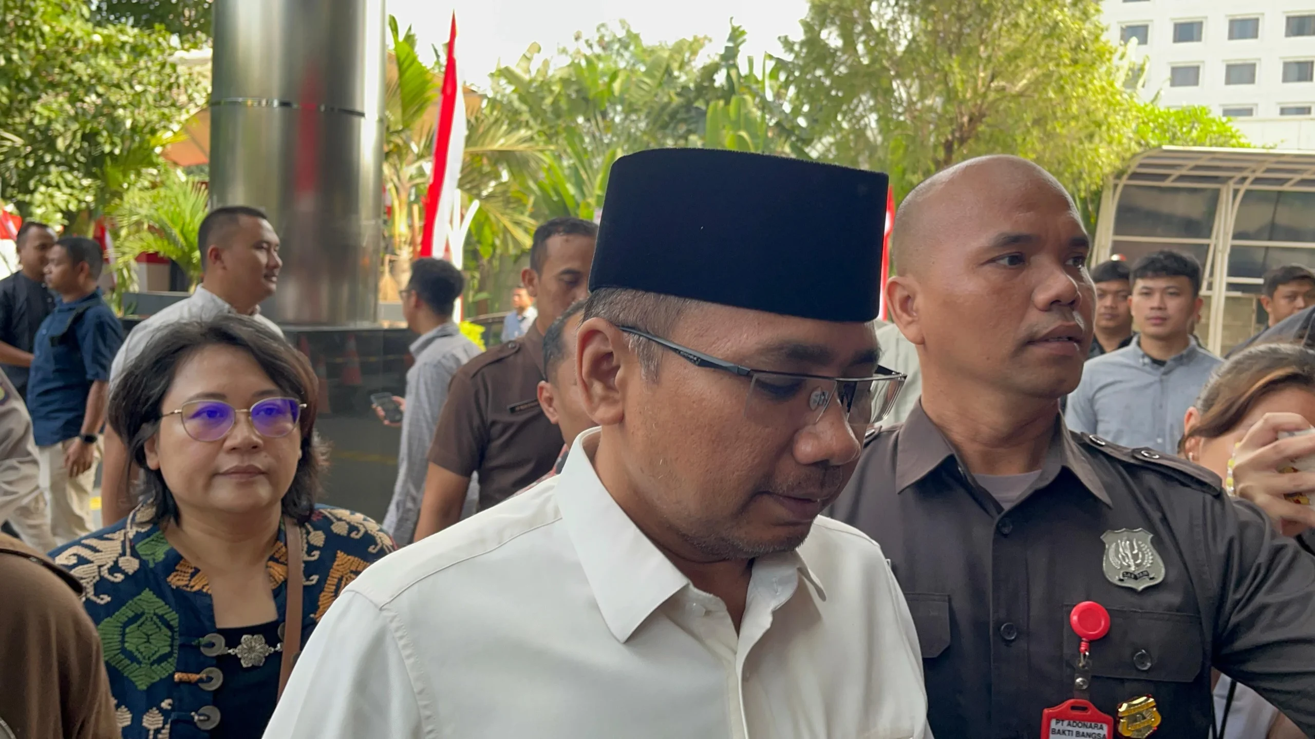 Kembali Ditahan KPK, Eks Menag Yaqut Cholil Qoumas: Alhamdulillah Bisa Sungkem ke Ibu