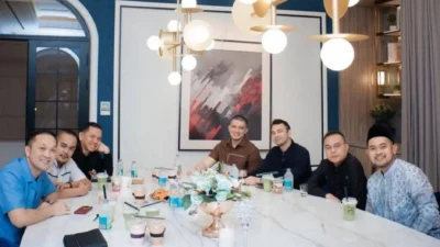 Kemeriahan Lebaran 2026: 7 Foto Eksklusif Shandy Purnamasari dan Juragan 99 Buka Rumah untuk Warga