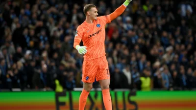 Kesalahan Fatal Filip Jörgensen Goyang Chelsea di Laga PSG, Apa Kata Manajer dan Media?