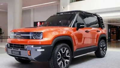 Land Rover Siapkan Defender Mini, Geely Luncurkan SUV Challenger Baru untuk Pasar Off‑Road Global
